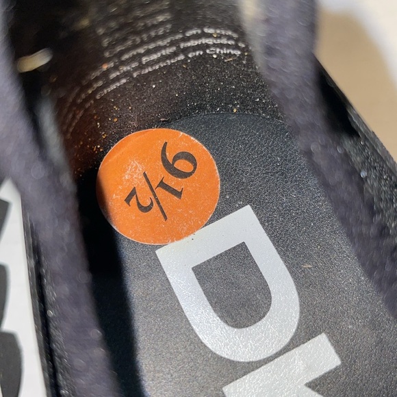 DKNY NEW LADIES SLIP ON TENNIS SHOES - Picture 6 of 8